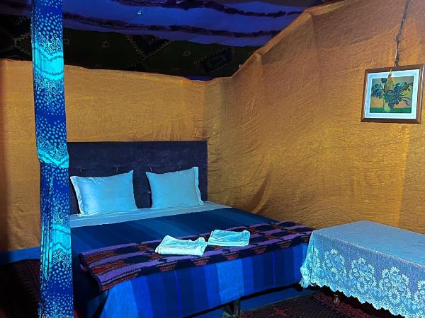 Bivouac Lot Of Stars : photo 9 de la chambre chambre familiale avec salle de bains privative