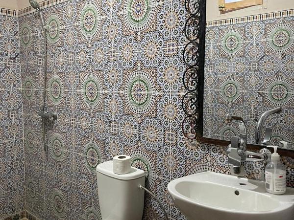 Bivouac Lot Of Stars : photo 8 de la chambre chambre familiale avec salle de bains privative