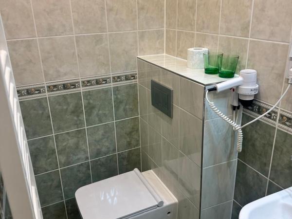 Pension Robin : photo 6 de la chambre chambre quadruple premium