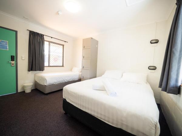 YHA Cape Byron, Byron Bay : photo 1 de la chambre queen plus one with shared bathroom