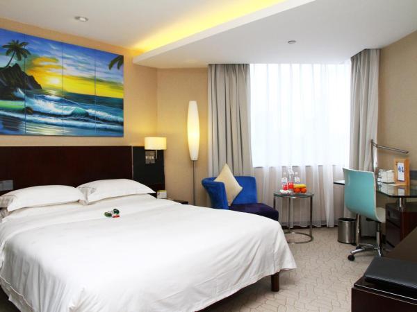 The Pavilion Century Tower (Huaqiang NorthBusiness Zone) : photo 4 de la chambre chambre supérieure lit queen-size
