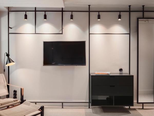 Blique by Nobis, Stockholm, a Member of Design Hotels™ : photo 3 de la chambre chambre lit queen-size blique's