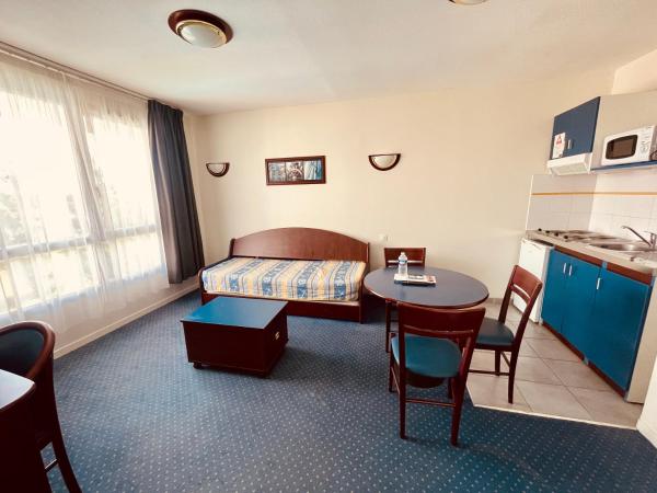 Zenitude Hôtel-Résidences Carcassonne : photo 7 de la chambre appartement 2 chambres