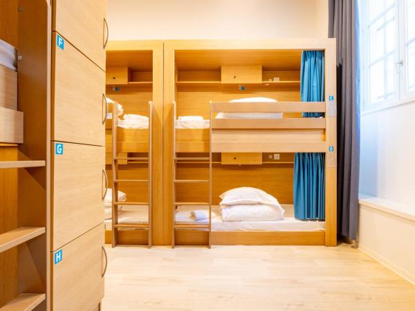 The People - Marseille : photo 4 de la chambre lit dans dortoir mixte de 8 lits