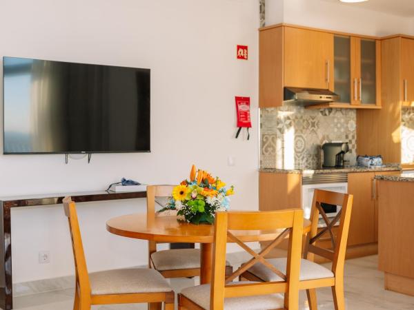 Monicca Collection Suites and Residences : photo 9 de la chambre suite 2 chambres deluxe (2 adultes + 2 enfants)