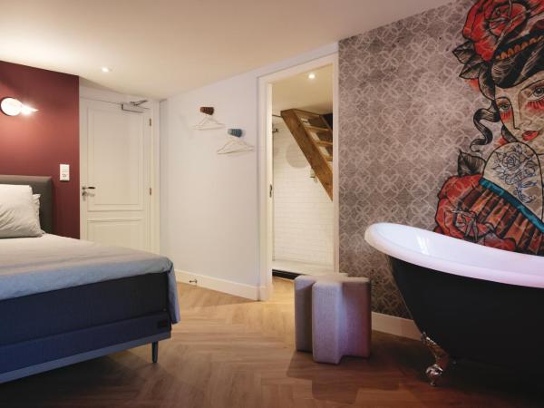 MUZE Hotel Utrecht : photo 6 de la chambre chambre supérieure lit queen-size