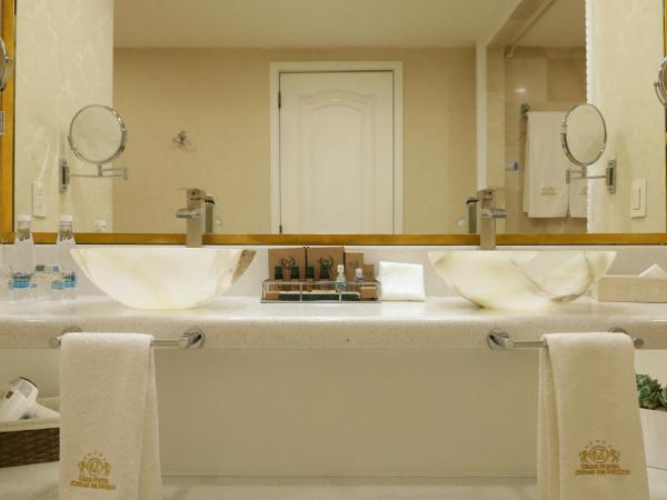 Gran Hotel Ciudad de México Zócalo View : photo 10 de la chambre suite junior - vue sur zocalo