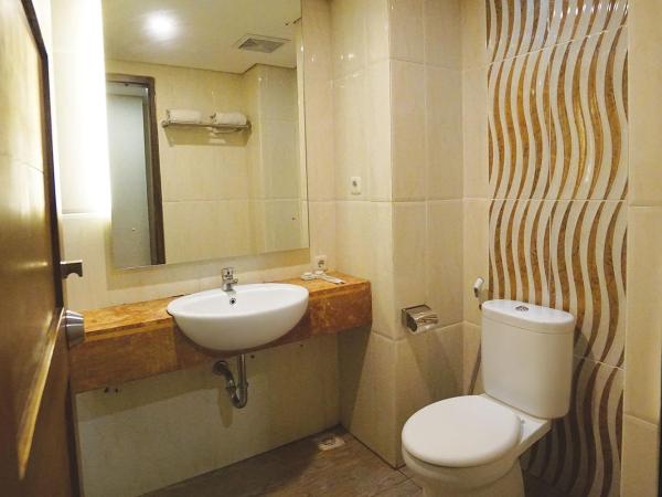 1O1 URBAN Jakarta Thamrin : photo 7 de la chambre hébergement de luxe urbain