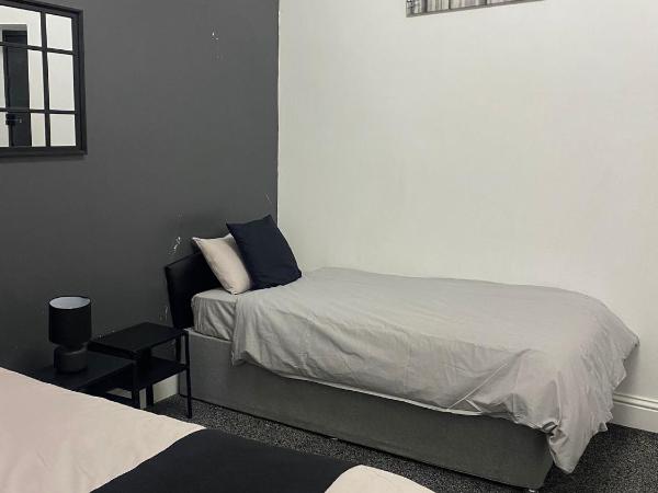 Black Ocean Holiday Apartments : photo 7 de la chambre appartement