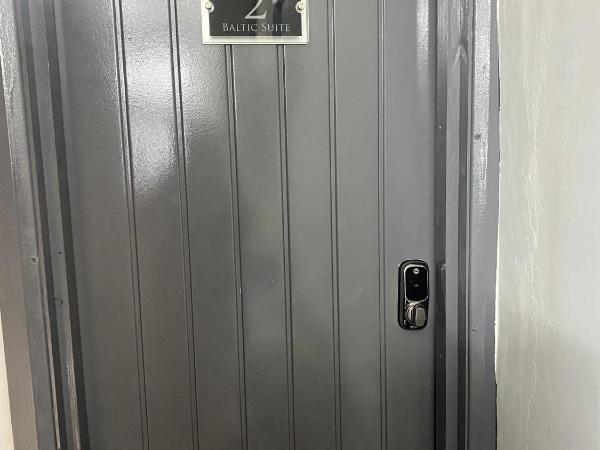 Black Ocean Holiday Apartments : photo 4 de la chambre studio