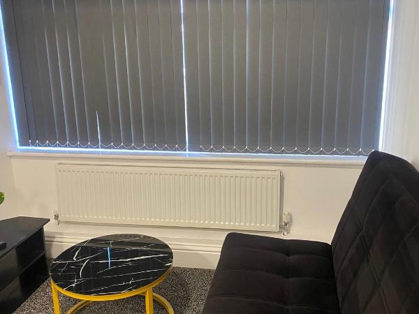 Black Ocean Holiday Apartments : photo 3 de la chambre appartement