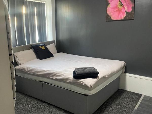 Black Ocean Holiday Apartments : photo 2 de la chambre studio