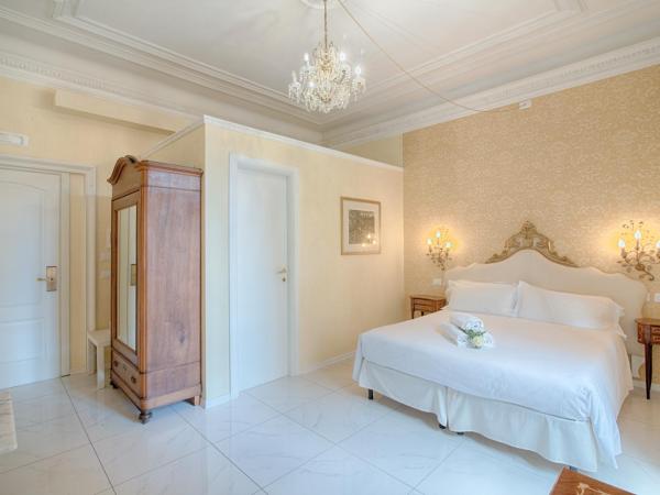 Home Grifondoro Affittacamere : photo 1 de la chambre grande chambre double