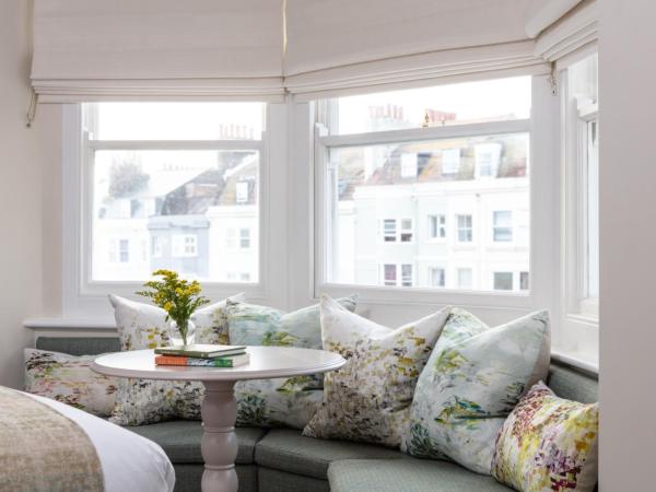 The Charm Brighton Boutique Hotel & Spa : photo 8 de la chambre chambre double de luxe - vue sur mer