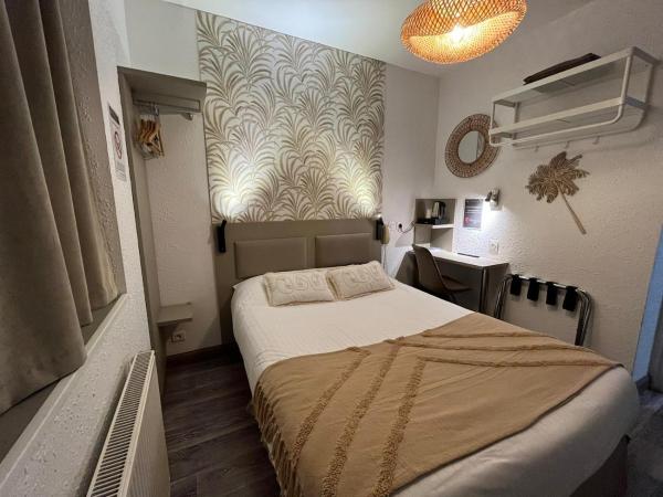 Cit'Hotel Le Cheval Blanc Cognac Centre : photo 10 de la chambre chambre simple standard