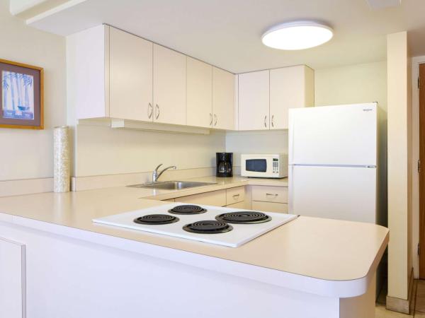 Ilikai Lite : photo 4 de la chambre chambre lit king-size - vue sur océan