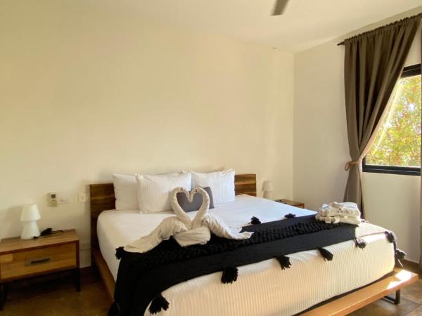 Panacea Condo Tulum : photo 9 de la chambre suite junior avec piscine privée