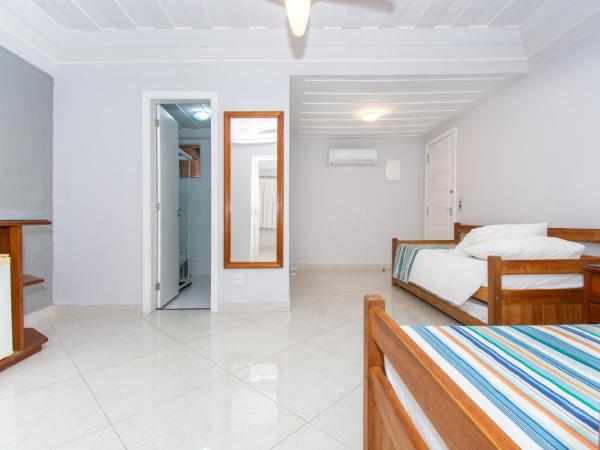 Pousada Marbella : photo 1 de la chambre chambre familiale