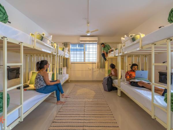 Zostel Bangalore (Koramangala) : photo 6 de la chambre lit dans dortoir mixte de 8 lits