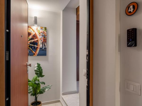 Open Sicily Homes - Near the Central Train Station : photo 7 de la chambre appartement avec balcon