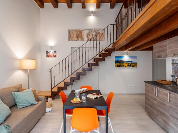 Open Sicily Homes - Near the Central Train Station : photo 4 de la chambre appartement avec balcon