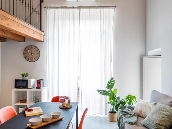 Open Sicily Homes - Near the Central Train Station : photo 10 de la chambre appartement avec balcon