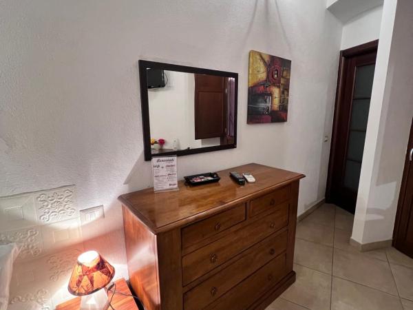 L'Antica Torre Caralis Holiday : photo 5 de la chambre studio