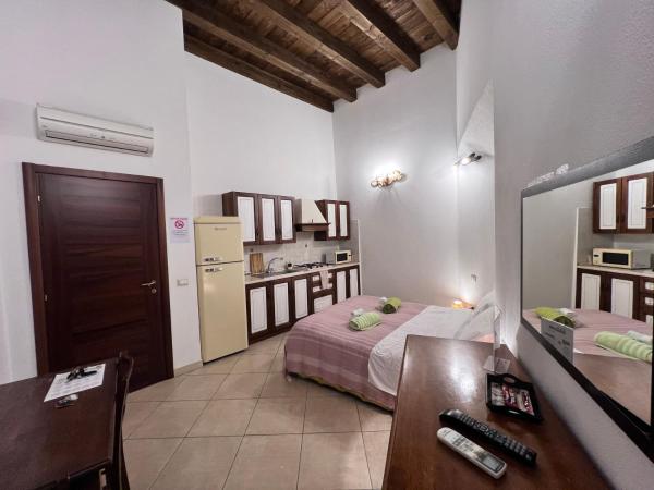 L'Antica Torre Caralis Holiday : photo 10 de la chambre studio