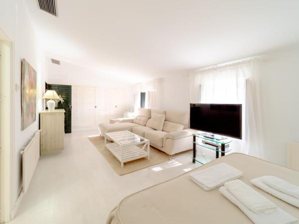 Alojamiento Rural Finca Barral : photo 2 de la chambre suite deluxe