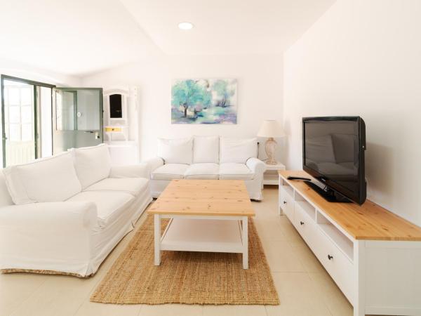 Alojamiento Rural Finca Barral : photo 2 de la chambre suite familiale