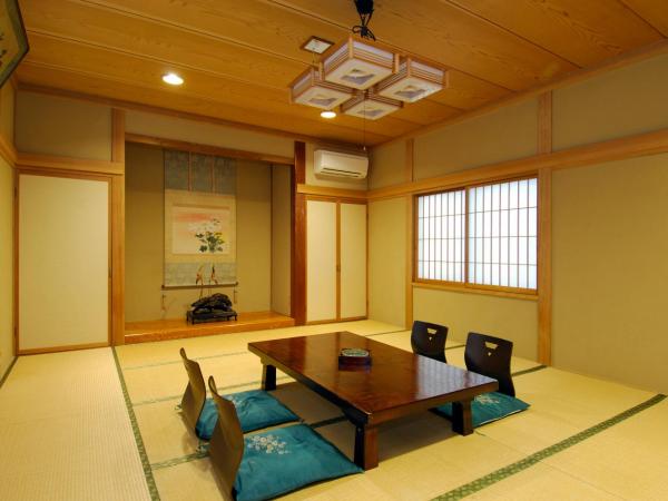 Chuokan Shimizuya Ryokan : photo 2 de la chambre chambre triple de style japonais
