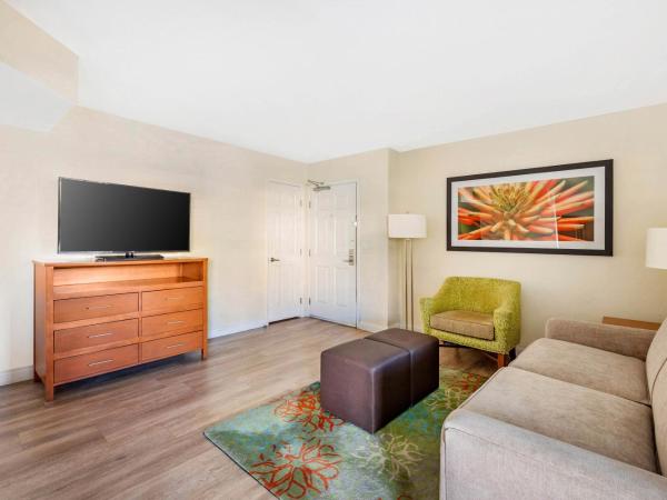 Hilton Vacation Club Desert Retreat Las Vegas : photo 9 de la chambre suite 1 chambre lit king-size avec canapé-lit