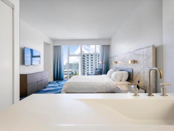 W Hotel 2bd 2bath Condo Ocean Views : photo 2 de la chambre appartement 2 chambres