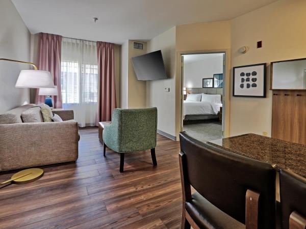 Staybridge Suites - Albuquerque Airport, an IHG Hotel : photo 2 de la chambre suite 2 chambres