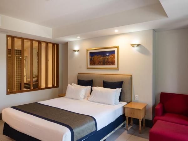 Mindil Beach Casino Resort : photo 6 de la chambre chambre lit king-size supérieure avec baignoire spa