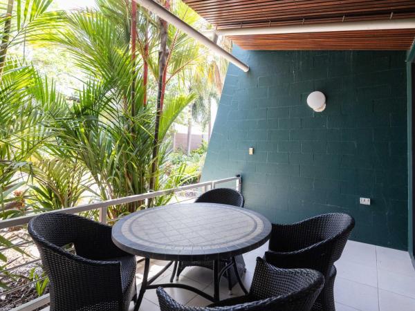 Mindil Beach Casino Resort : photo 5 de la chambre chambre lit king-size supérieure avec baignoire spa