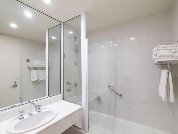 Mindil Beach Casino Resort : photo 1 de la chambre chambre familiale deluxe