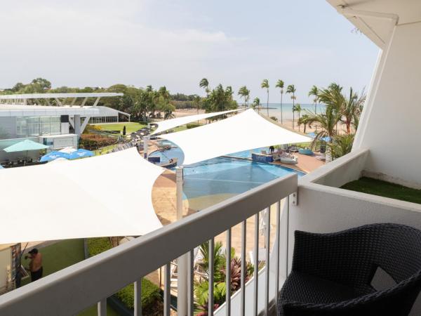 Mindil Beach Casino Resort : photo 10 de la chambre suite avec balcon