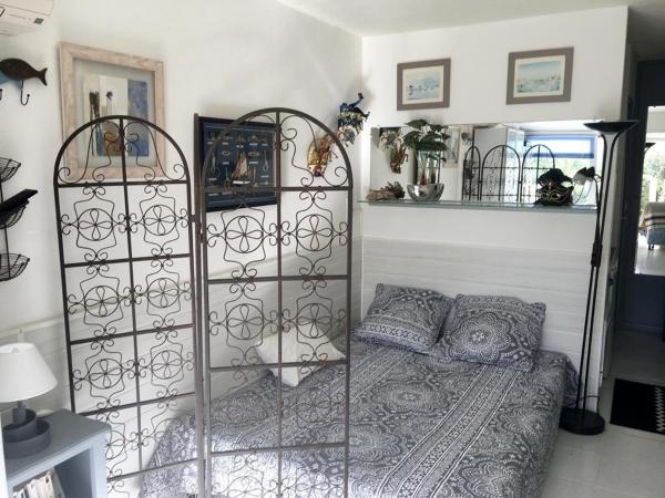 Studio Village Naturiste Hôtel Restaurant Libertin Cap d Agde : photo 3 de la chambre studio standard