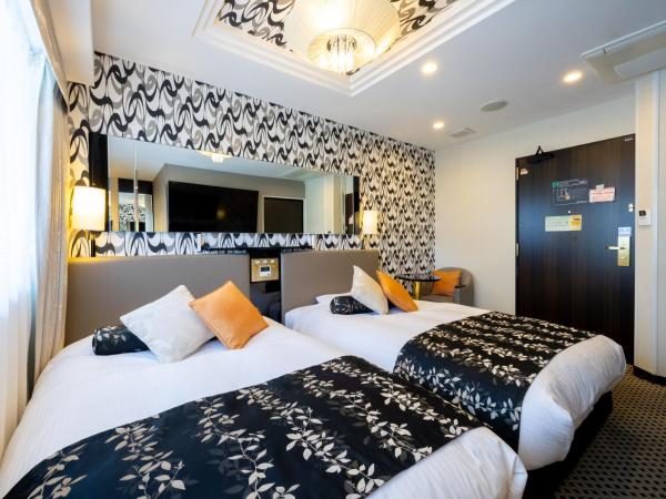 APA Hotel Osaka Umeda : photo 2 de la chambre chambre lits jumeaux de luxe - non-fumeurs