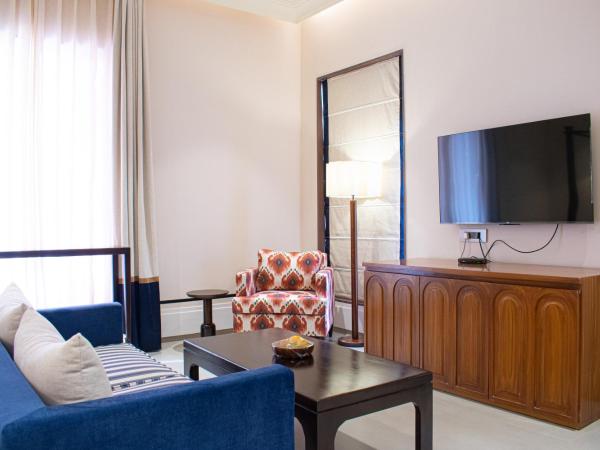 The Sierra - By The Lake : photo 2 de la chambre premium suite with bathtub