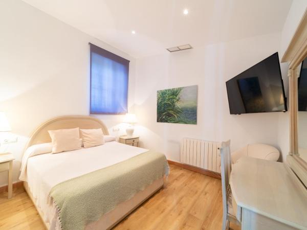 Alojamiento Rural Finca Barral : photo 2 de la chambre suite junior deluxe