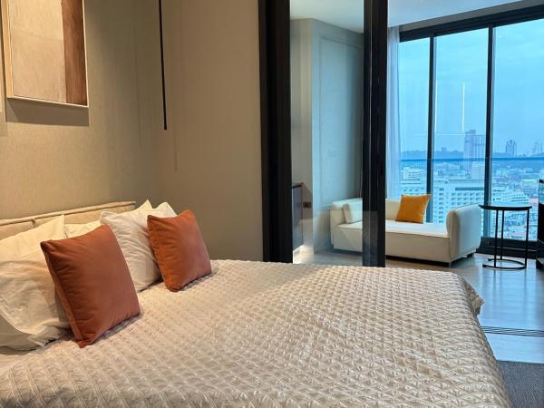 502 Edge芭提雅市中心25楼高层海景服务公寓,芭提雅海湾景观,近沙滩,步行街,购物中心 : photo 4 de la chambre studio - vue sur océan