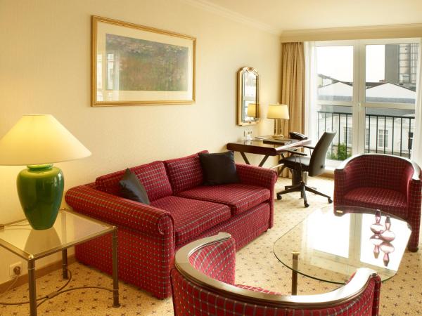 Hilton Antwerp Old Town : photo 4 de la chambre suite junior