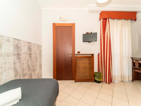 Hotel Cristallo Torino : photo 10 de la chambre petite chambre simple