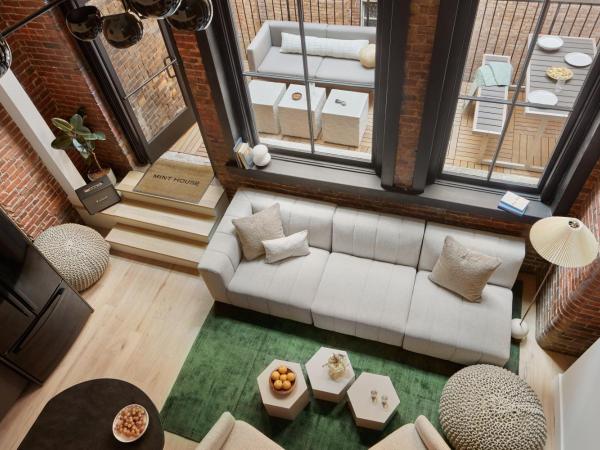 note by Mint House - Nashville Art District : photo 7 de la chambre four bedroom penthouse terrace suite w/ queen bunks