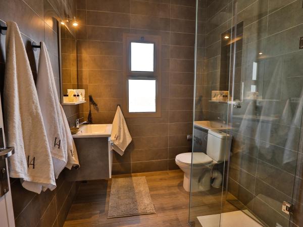 Villa ARGANINA piscine chauffée : photo 5 de la chambre suite lit queen-size deluxe