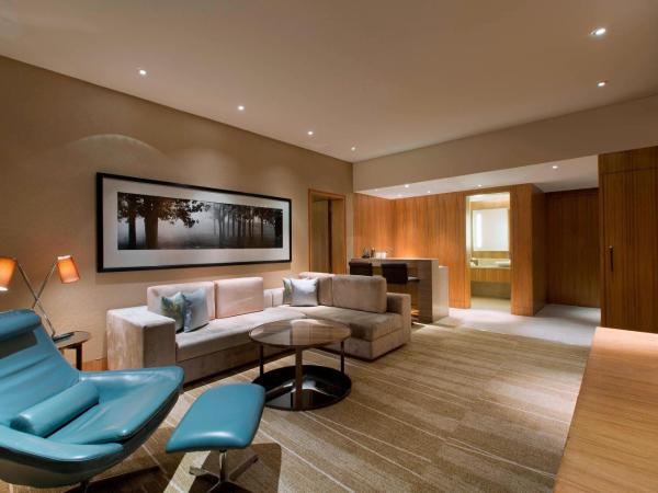 Sheraton Grand Bangalore Hotel at Brigade Gateway : photo 1 de la chambre premier suite, club lounge access, 1 bedroom suite, 1 king