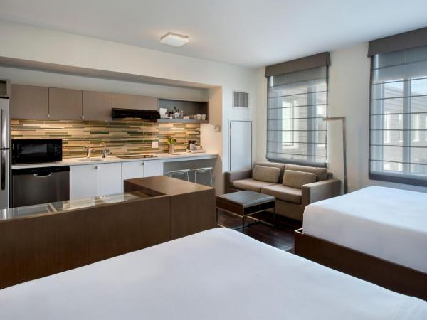 Element Boston Seaport District : photo 3 de la chambre suite studio avec 2 lits queen-size