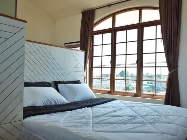 REYN.NE' DUPLEX SUITE : photo 4 de la chambre appartement avec vue sur la montagne